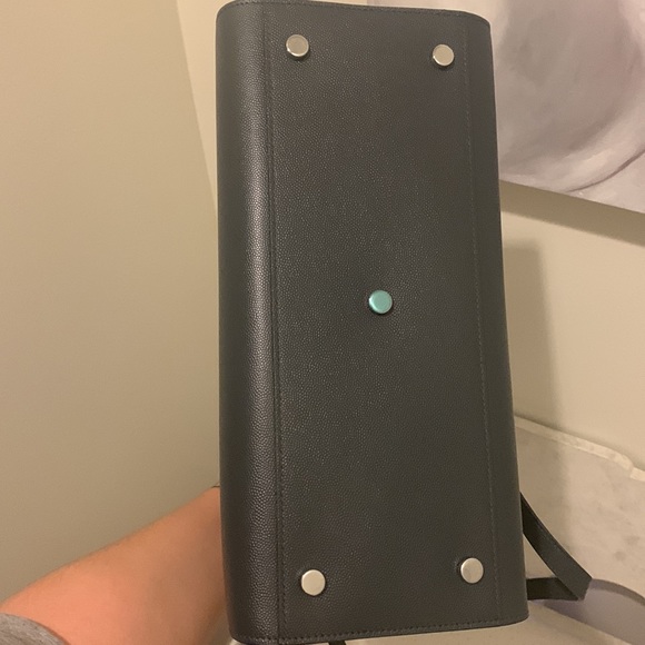 YSL Large Grey Saint Laurent Sac de Jour - Picture 6 of 6